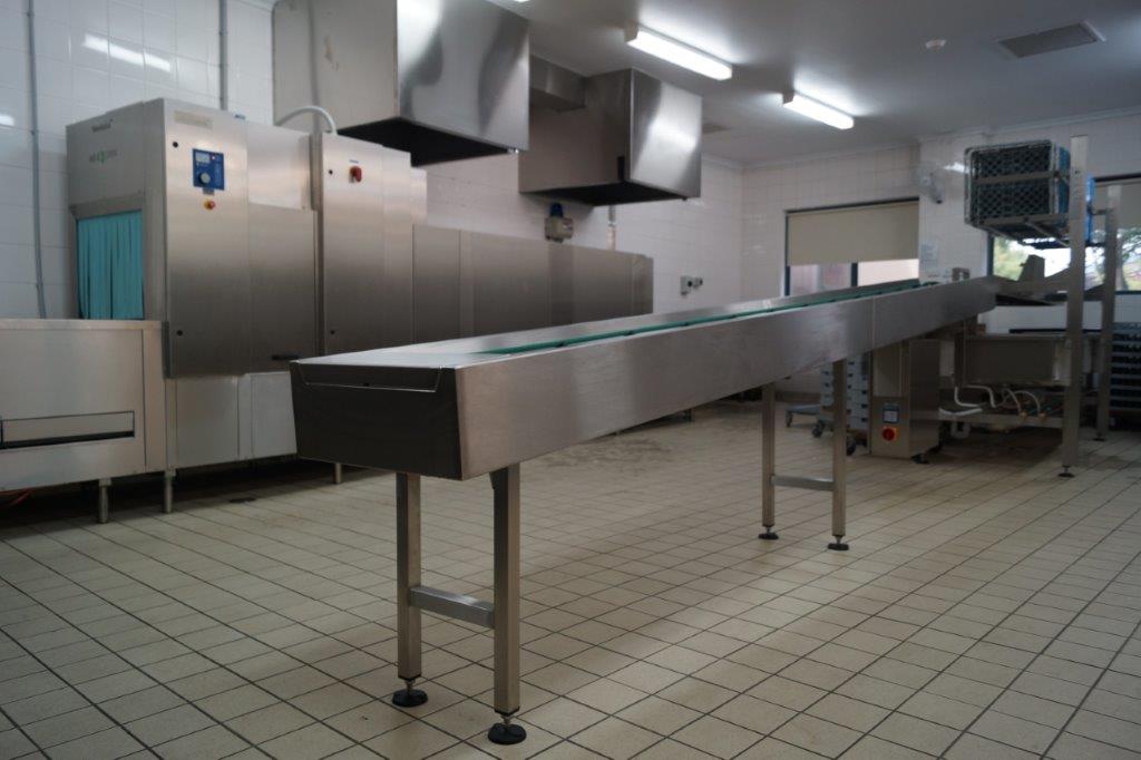 Moffat Wexiodisk Flight Dish Washing system at La Trobe Regional Hospital Victoria