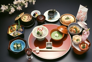 Serve delicious meals in dishes that are spick and span with Washtech.