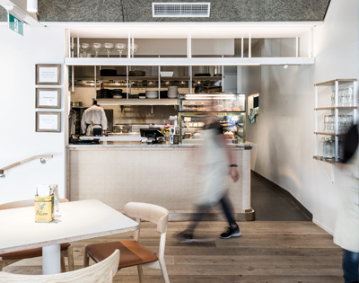 birdwood eatery open kitchen