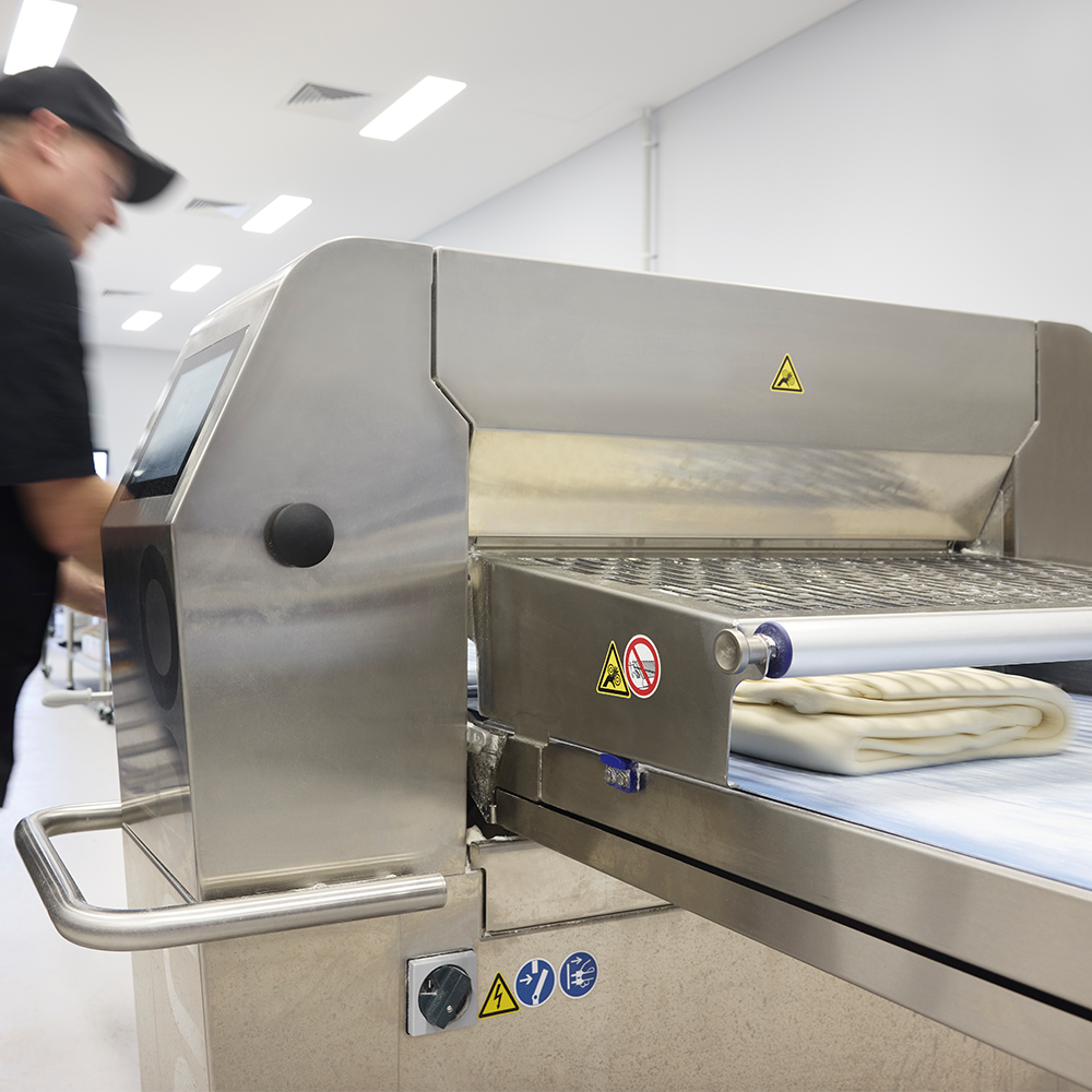 bakes on lakes sheeter